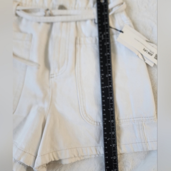 ❌️SOLD❌️NWT ZARA WHITE DENIM HIGH WAISTED PAPERBAG BERMUDA SHORTS - Picture 11 of 14